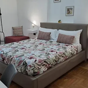 Guest house Royal Poerio, Naples